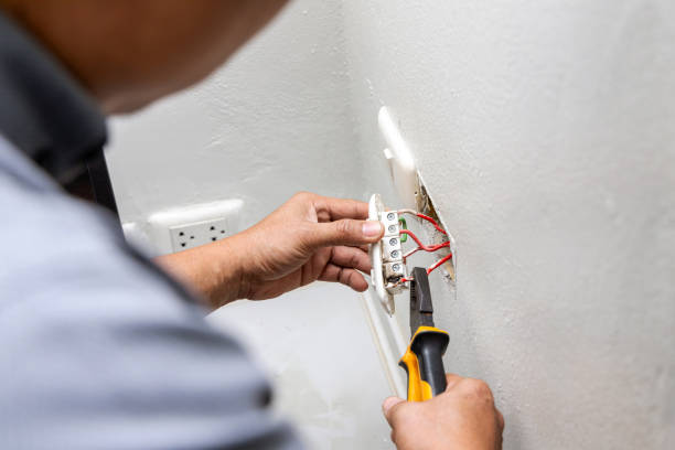 Best Electrical Outlet Repair  in Winona, MN