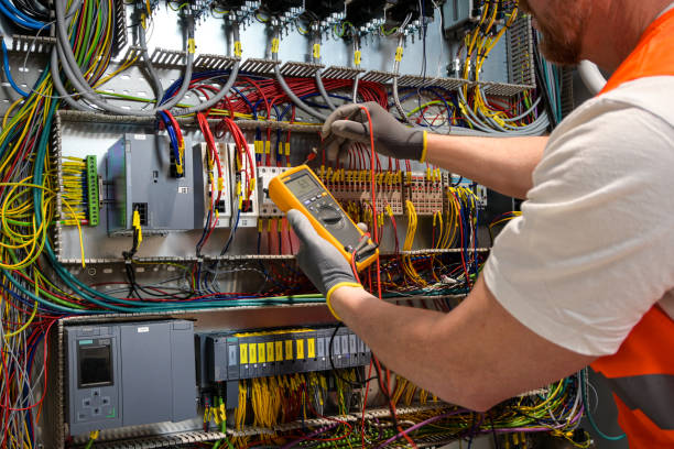 Best Affordable Emergency Electrician  in Winona, MN